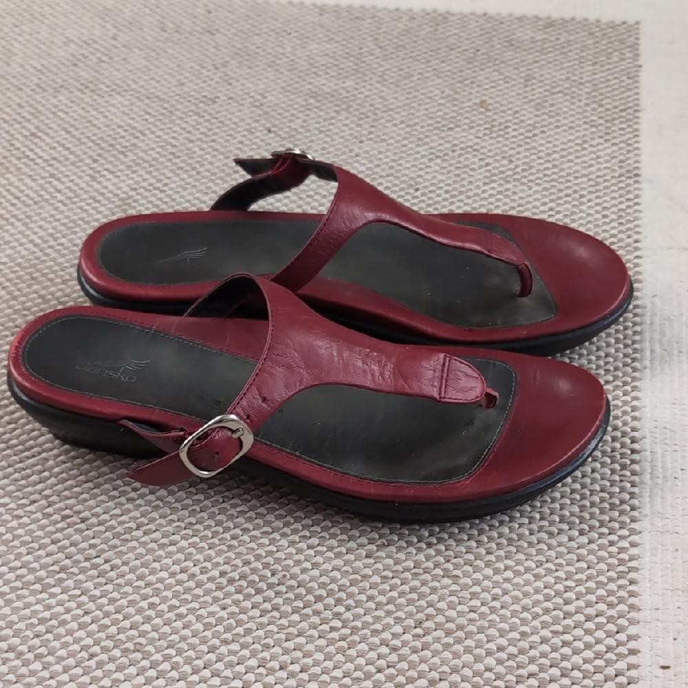 Dansko Red Leather Thong Sandals